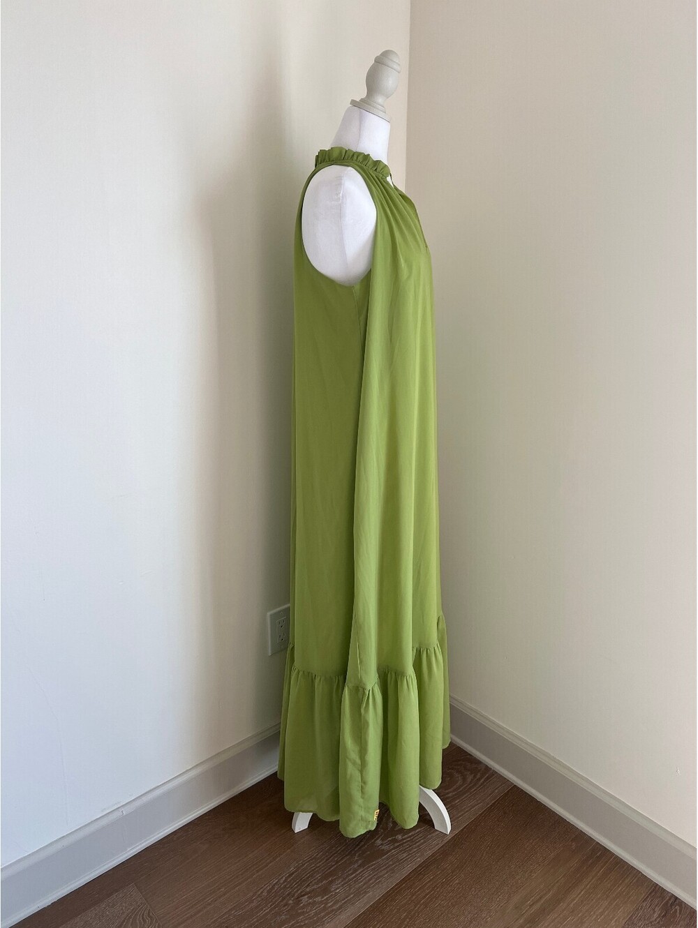 Badgley Mischka - Green Halter Neck Maxi Dress with Ruffle Hem, Size 4 - Picture 5 of 9